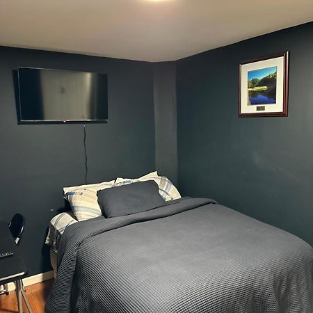 Fidelia Crystal Room, Queen Bed Minutes From Newark Liberty International Airport And Newark Penn Station Irvington Ngoại thất bức ảnh